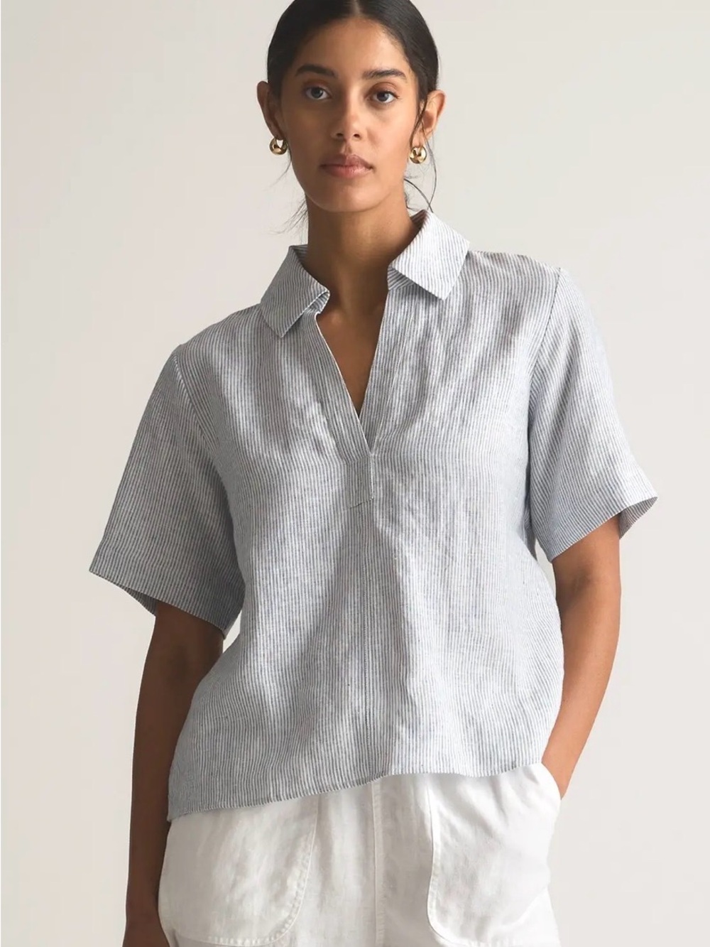 Quince Women's Short-Sleeve Linen Popover Shirt in Blue Pinstripe Small